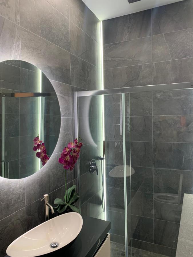 Apartamentos San Fernando 24 Kordoba Bagian luar foto
