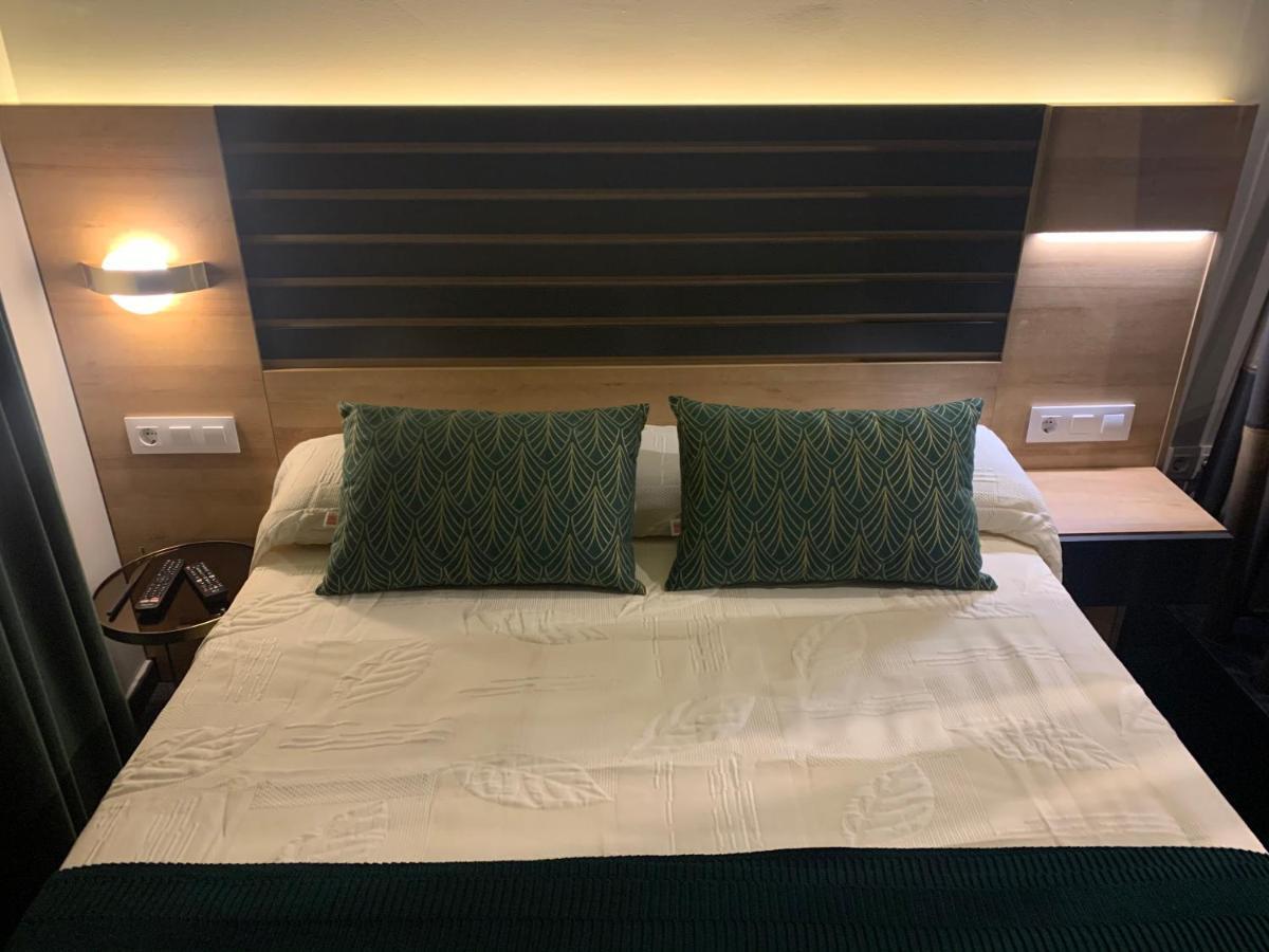 Apartamentos San Fernando 24 Kordoba Bagian luar foto